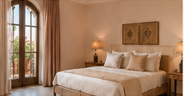 Chambre Jasmin avec lit double et fenetre arquee